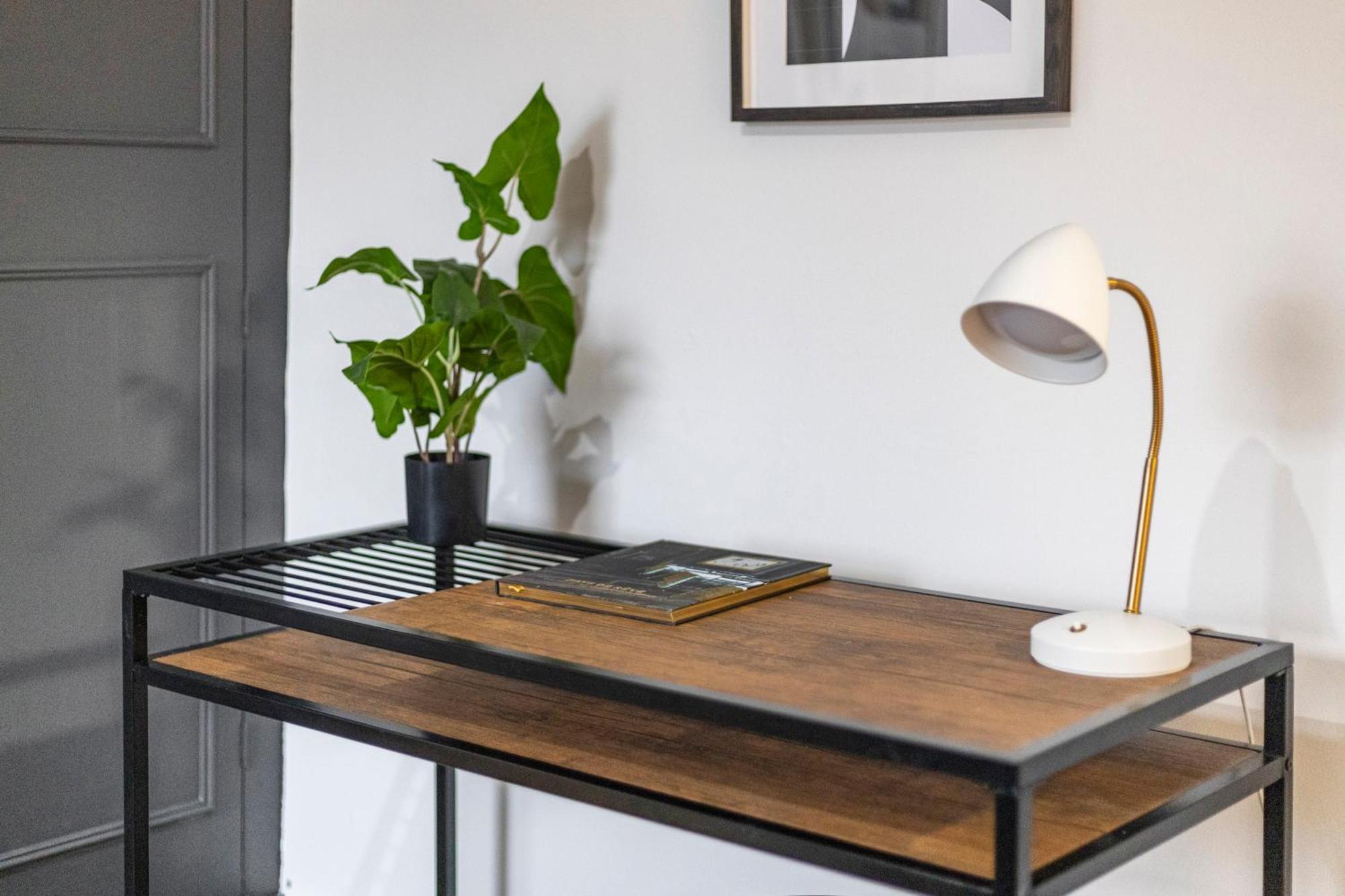 Bright & Airy Rooftop In Apartamento *